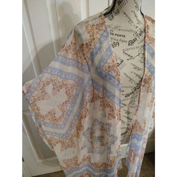 American eagle sheer patterned kimono Xs Nwt Boho Feminine Cottage Core - Picture 7 of 9
